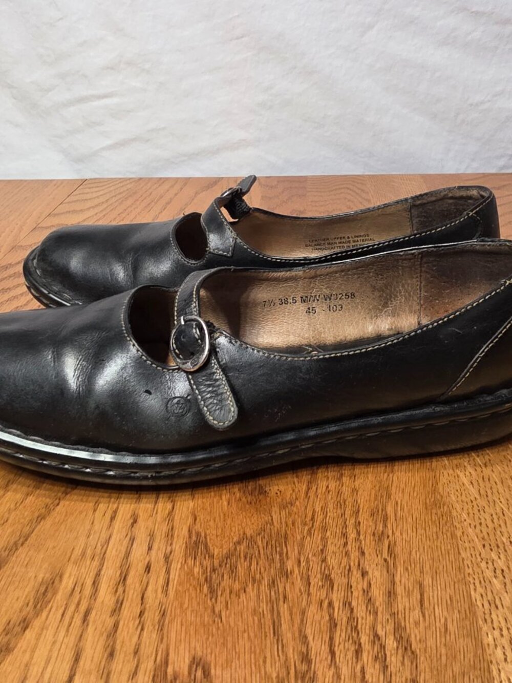 born Mary Jane Flats Buckle Closure Black leather Preppy Boho Women Size 7.5 - Picture 2 of 8